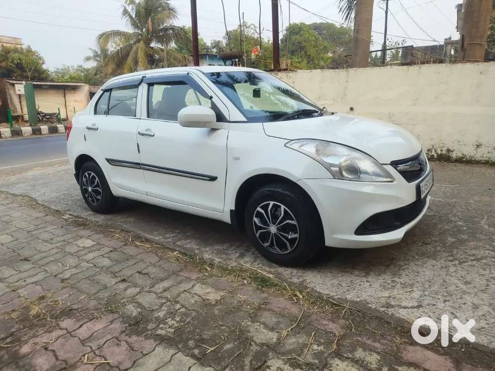 Maruti Suzuki Dzire 2017 Cng & Hybrids 83000 Km Driven
