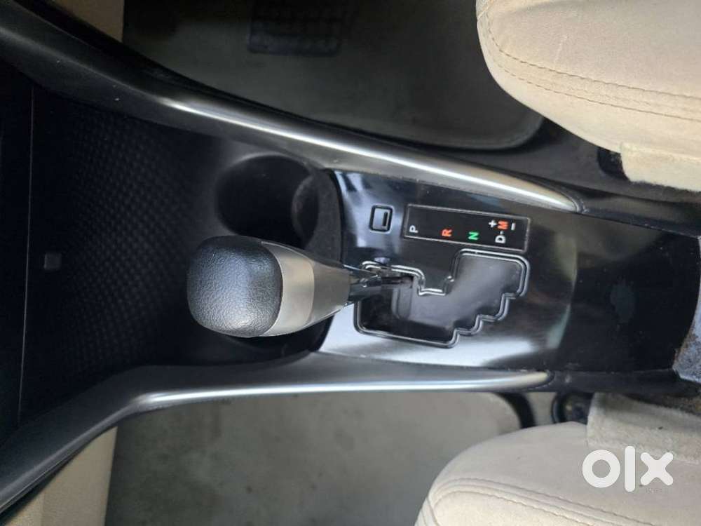 Toyota Yaris G Cvt, 2018, Petrol