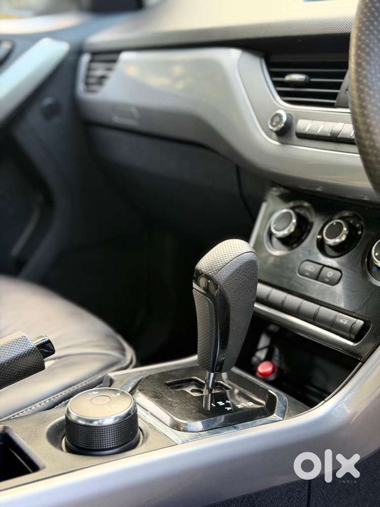 Tata Nexon 1.2 Revotron Xma Amt, 2020, Petrol