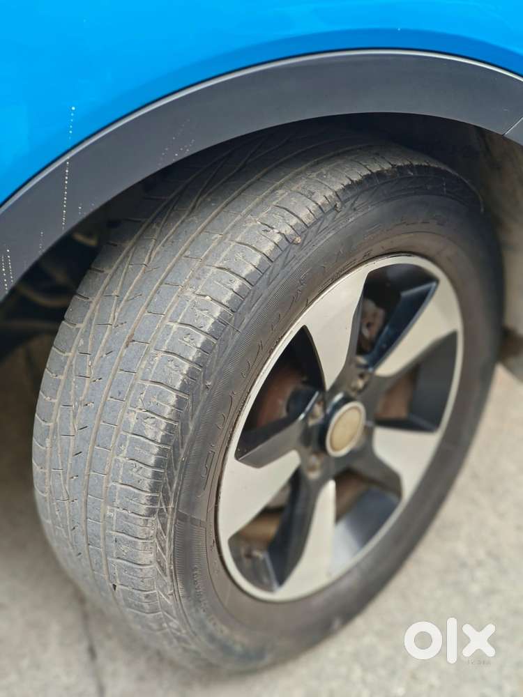 Tata Nexon 1.2 Revotron Xz Plus Premium, 2017, Petrol