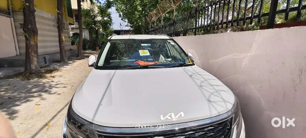 Less Driven And Under Warranty Kia Seltos 2022 October Model Imt