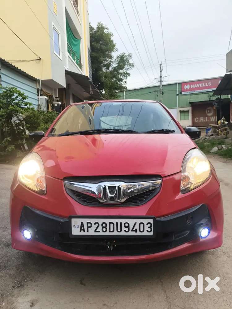 Honda Brio 1.2 V 2013 Model Mint Condition Ac New Front Tyres 22kmpl
