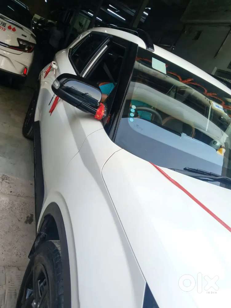 Hyundai Venue Petrol 2024