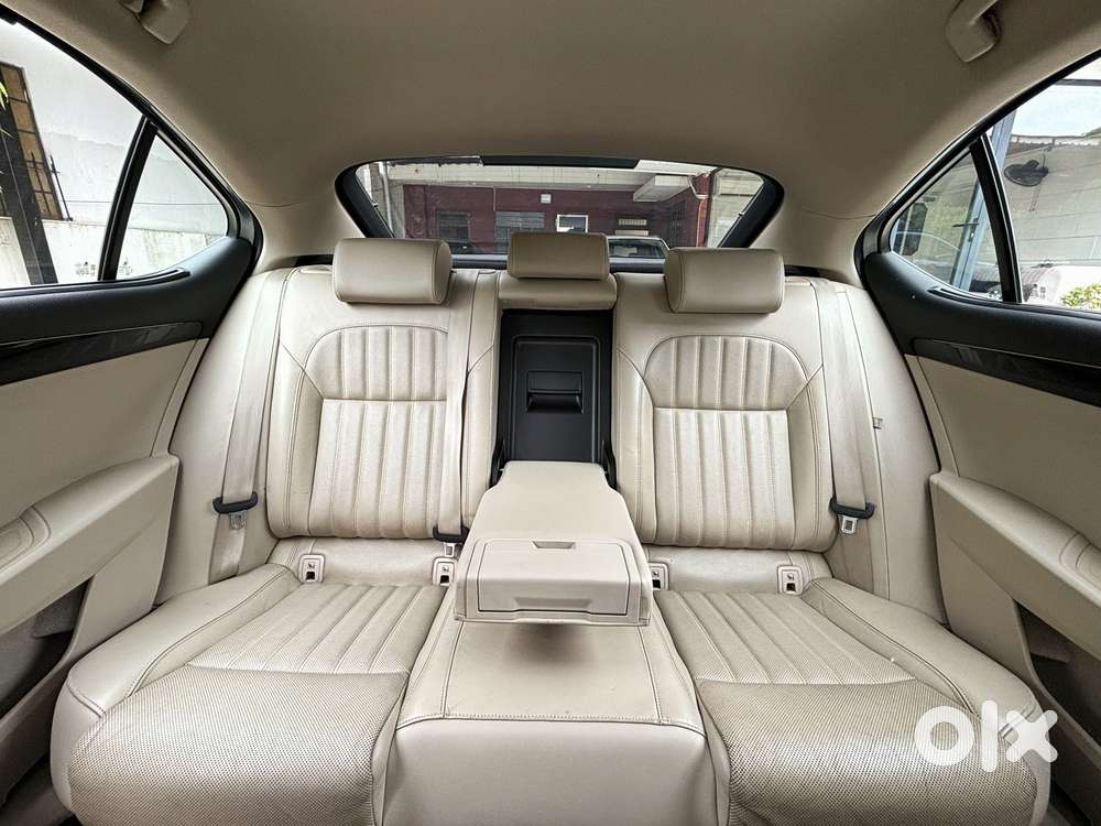 Skoda Superb Lk 1.8 Tsi At, 2018, Petrol