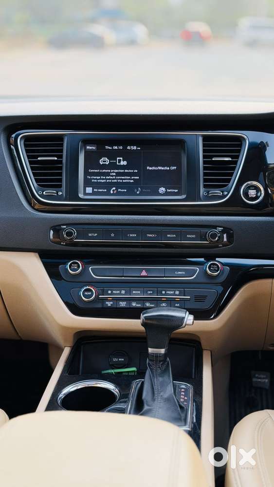 Kia Carnival Prestige, 2020, Diesel