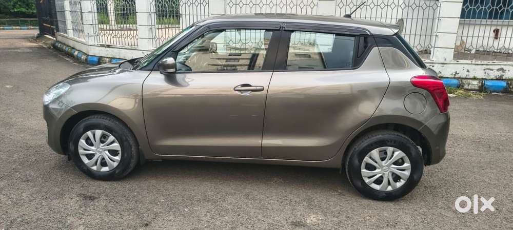 Maruti Suzuki Swift Vxi Optional, 2023, Petrol