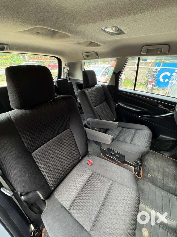 Toyota Innova Crysta 2.4 G Mt (2018) &ndash; For Sale