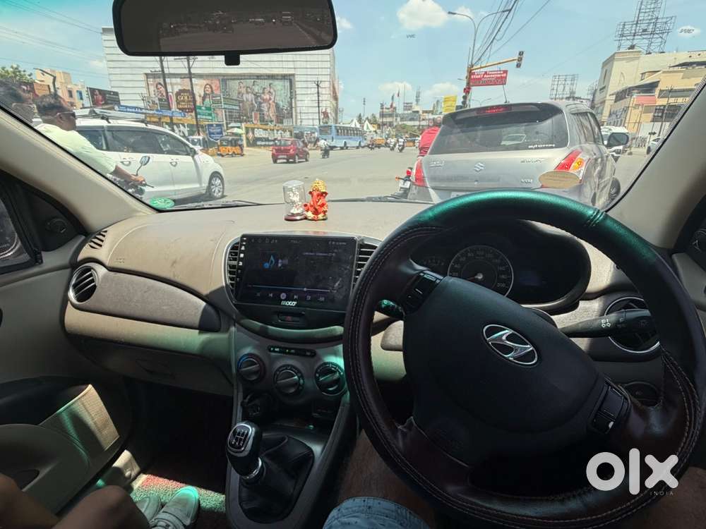 Hyundai I10 2013 Year Maintained Well.