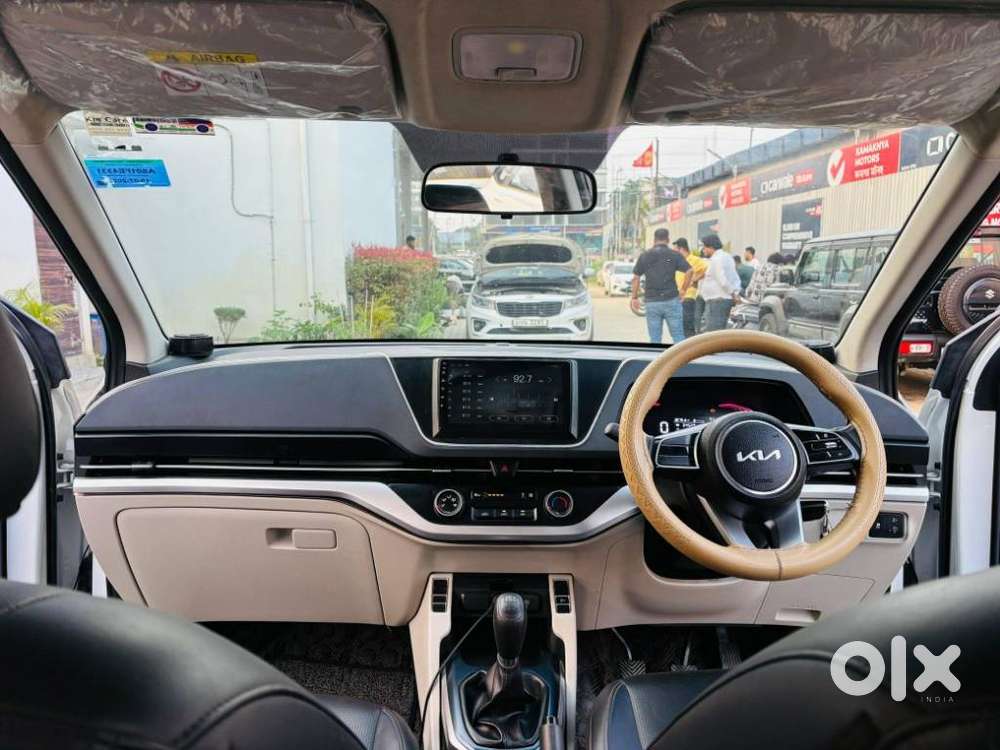 Kia Carens 1.4 Premium 7 Str, 2022, Petrol