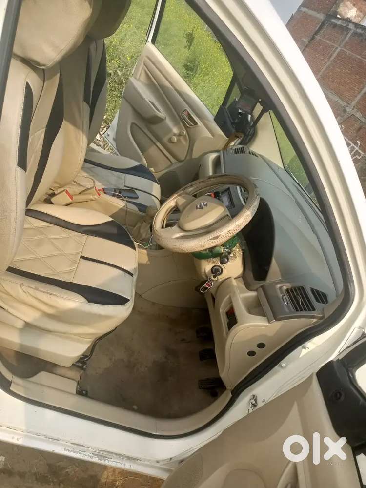 Maruti Suzuki Ertiga 2012