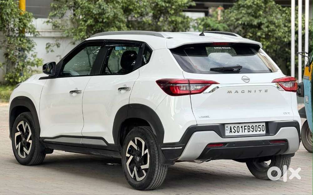 Nissan Magnite 1.0 Xv Turbo Cvt, 2022, Petrol