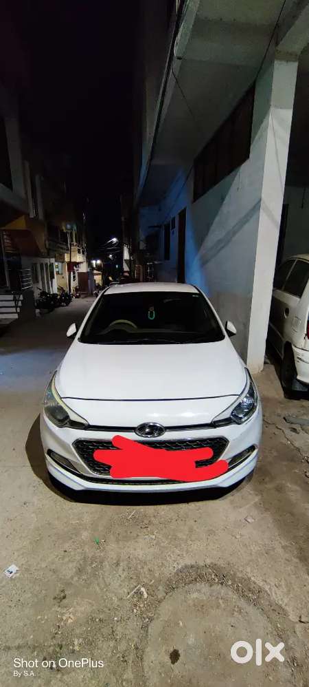 Hyundai I20 2016 Petrol Well Maintained Family Used.