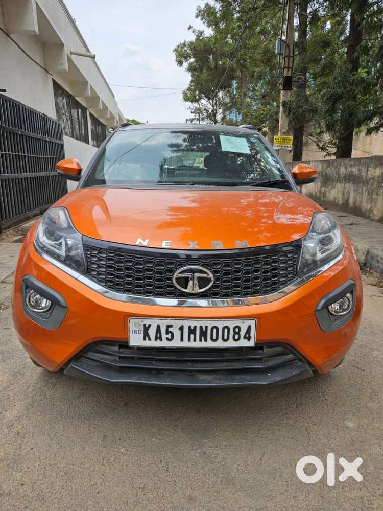 Tata Nexon Kraz Plus Amt, 2019, Petrol