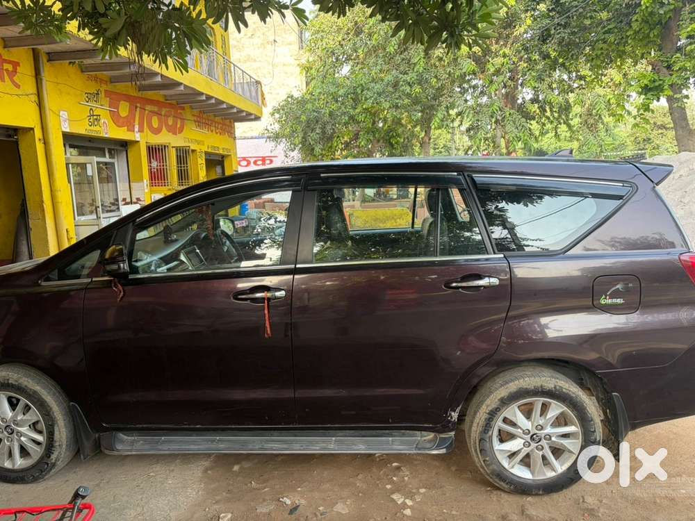 Toyota Innova Crysta 2018
