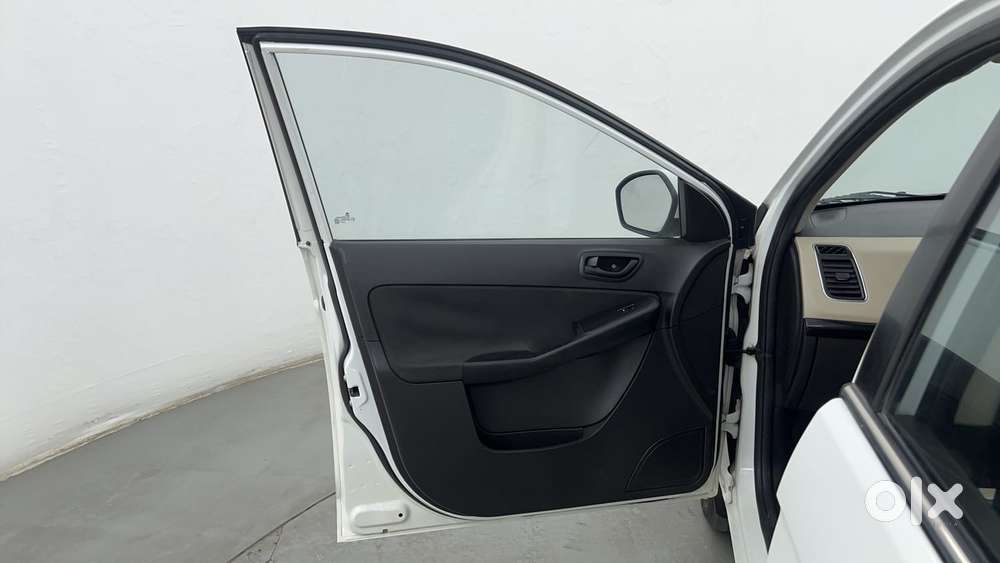 Tata Zest  Revotron 1.2t Xms, 2015, Petrol