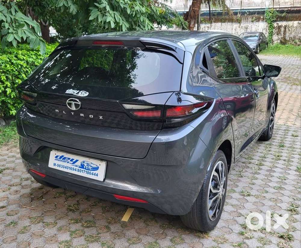 Tata Altroz 1.2 Xm Plus, 2022, Petrol