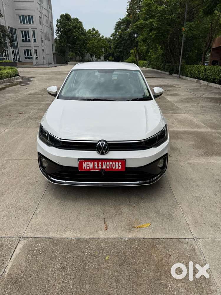 Volkswagen Virtus Highline Plus 1.0 Tsi At, 2024, Petrol