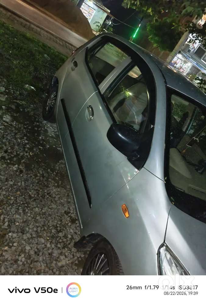 Hyundai I10 Kappa 2010 Car Paper Abhi 5 Mahine Pahle Renewal Kraya Hai