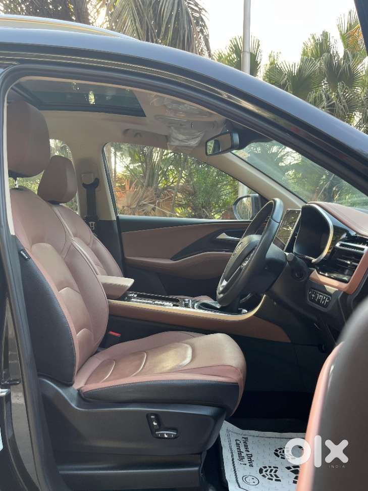 Mg Hector Plus Savvy Pro 1.5 Turbo Petrol Cvt 7 Str, 2023, Petrol