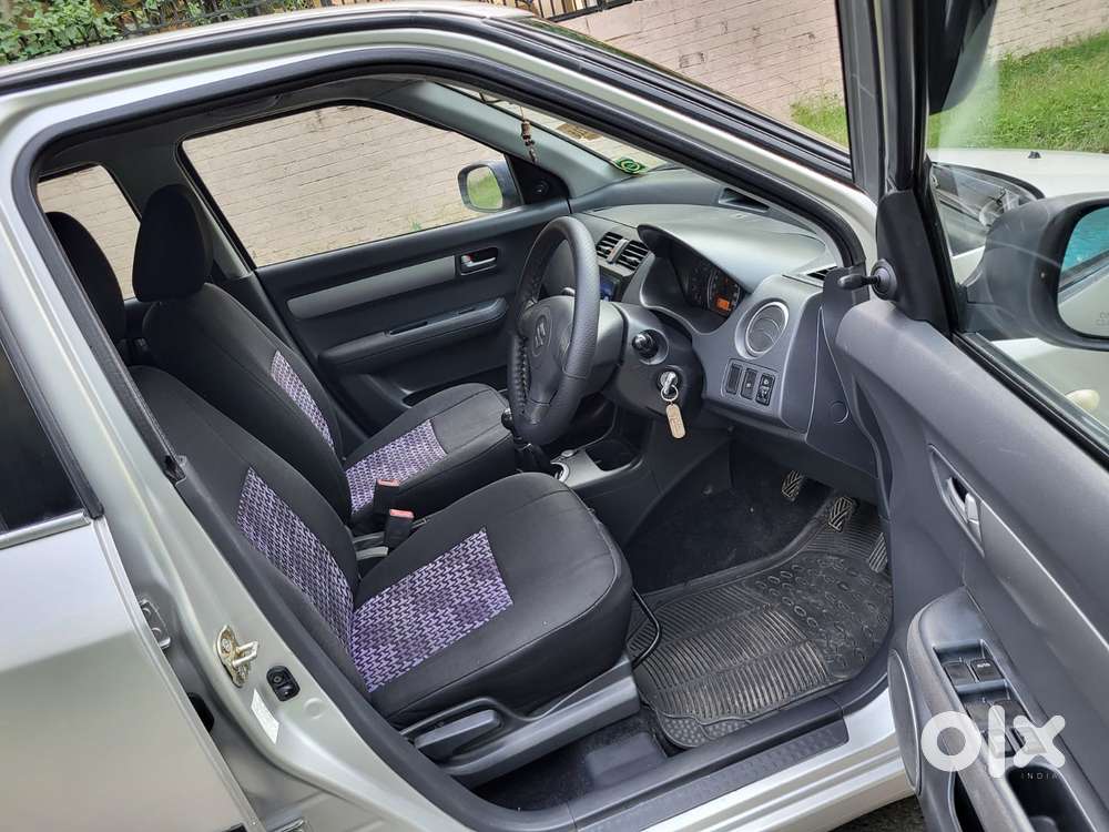 Maruti Suzuki Swift Vxi + Manual, 2007