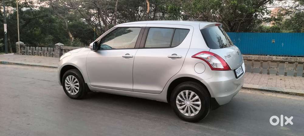 Maruti Suzuki Swift Vxi Optional, 2016, Petrol