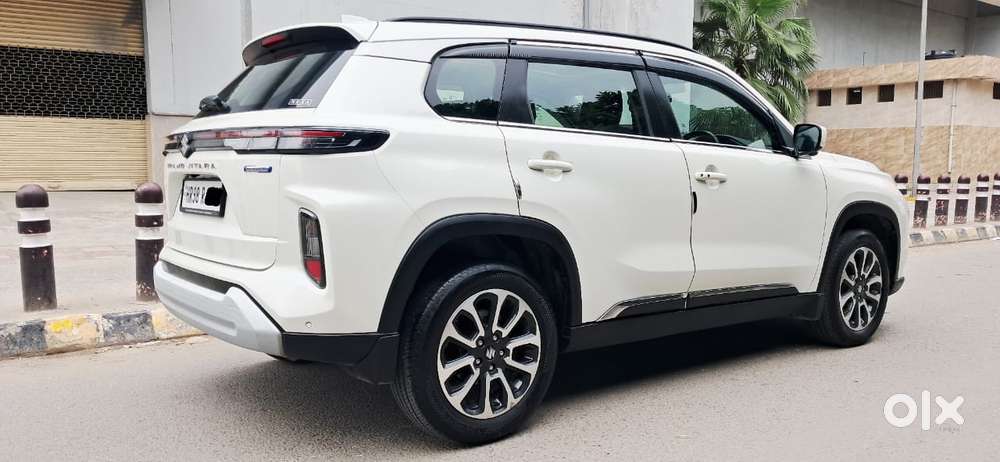 Maruti Suzuki Grand Vitara 1.5 Alpha Smart Hybrid At, 2024, Petrol