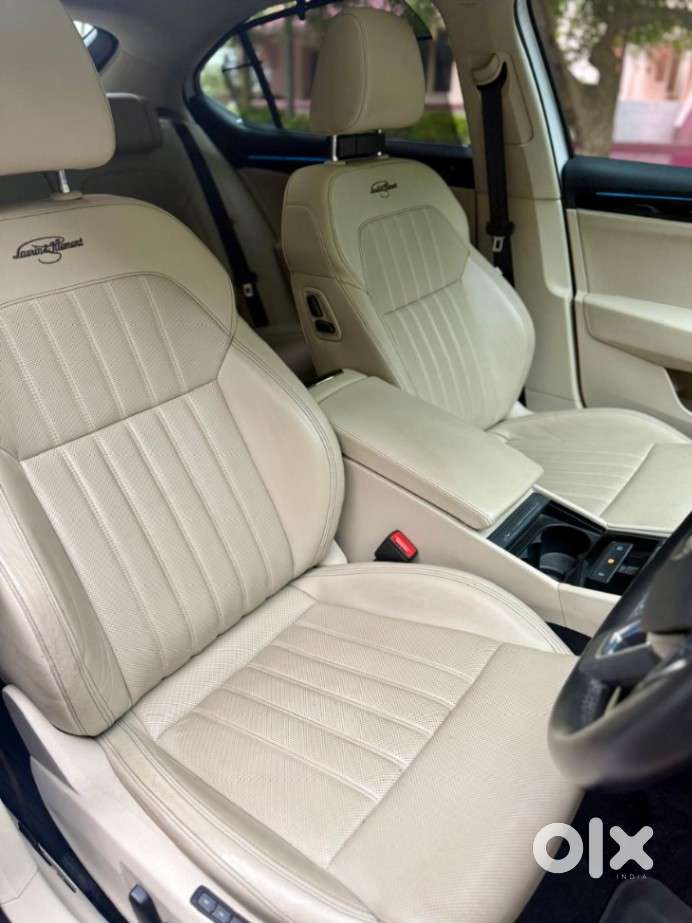Skoda Superb 2.0 Tsi At L&k, 2020, Petrol