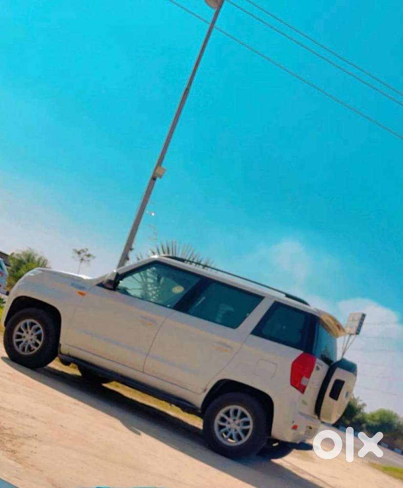 Mahindra Tuv 300 2015 Diesel Well Maintained