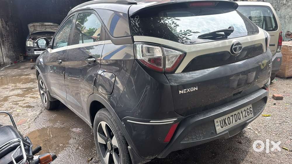 Retd Army Officer Driven 2019 Tata Nexon Petrol Manual