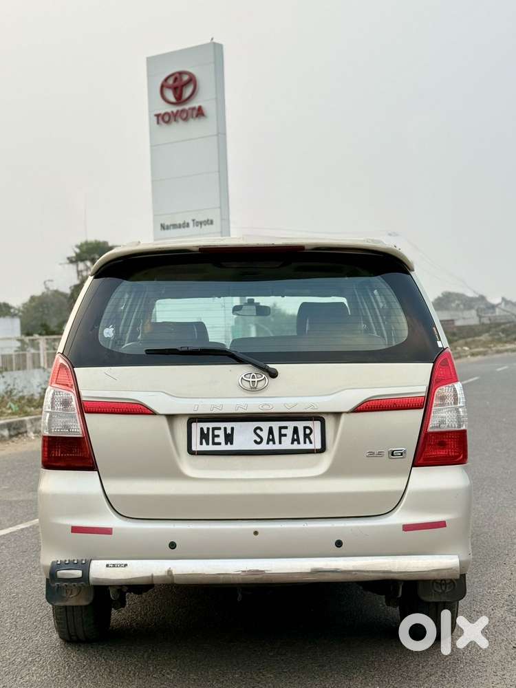 Toyota Innova 2.5 G (diesel) 8 Seater, 2015, Diesel