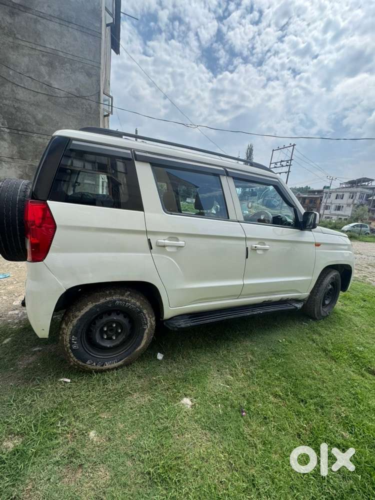 Mahindra Tuv 300 2016