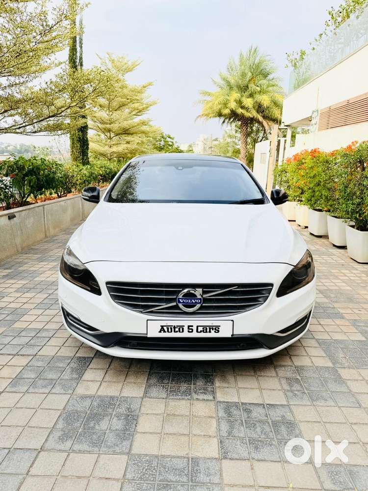 Volvo S60 D5 Inscription, 2016, Diesel