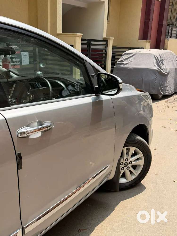 Toyota Innova Crysta V  2017 Diesel 
Well Maintain Showroom Condition