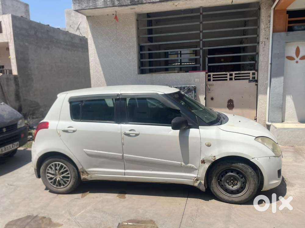 Maruti Suzuki Swift 2009 Diesel 164700 Km Driven