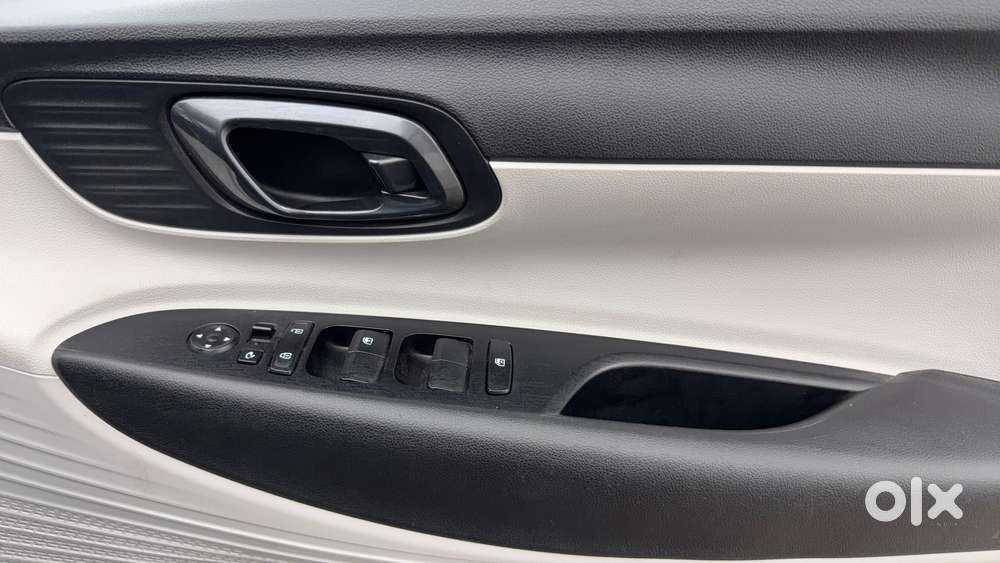 Hyundai New I20 1.2 Sportz Ivt, 2024, Petrol