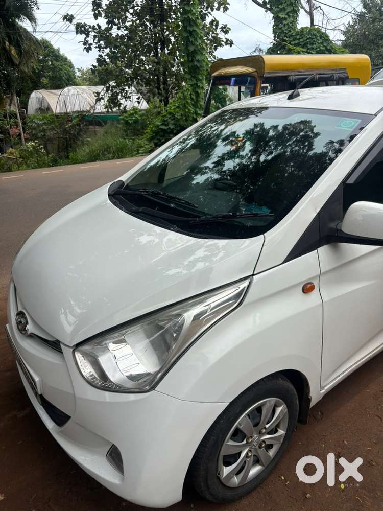 Hyundai Eon Magna 2012