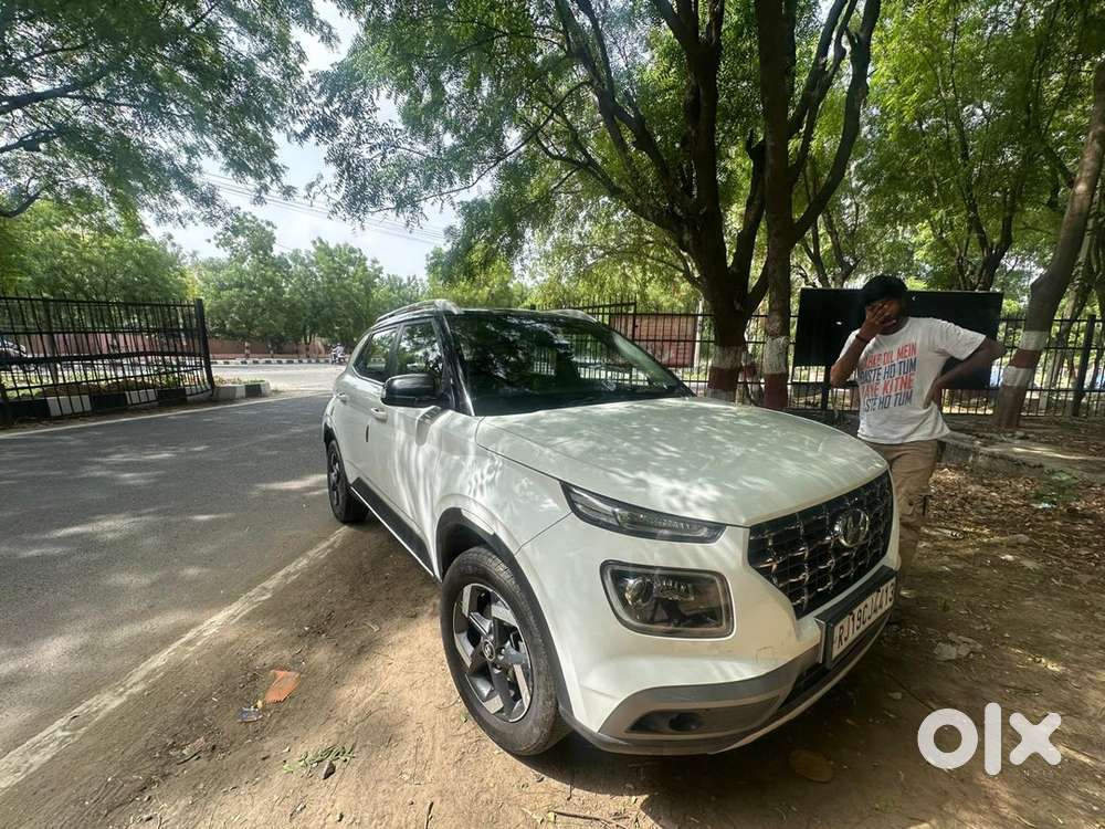 Hyundai Venue Petrol 2019