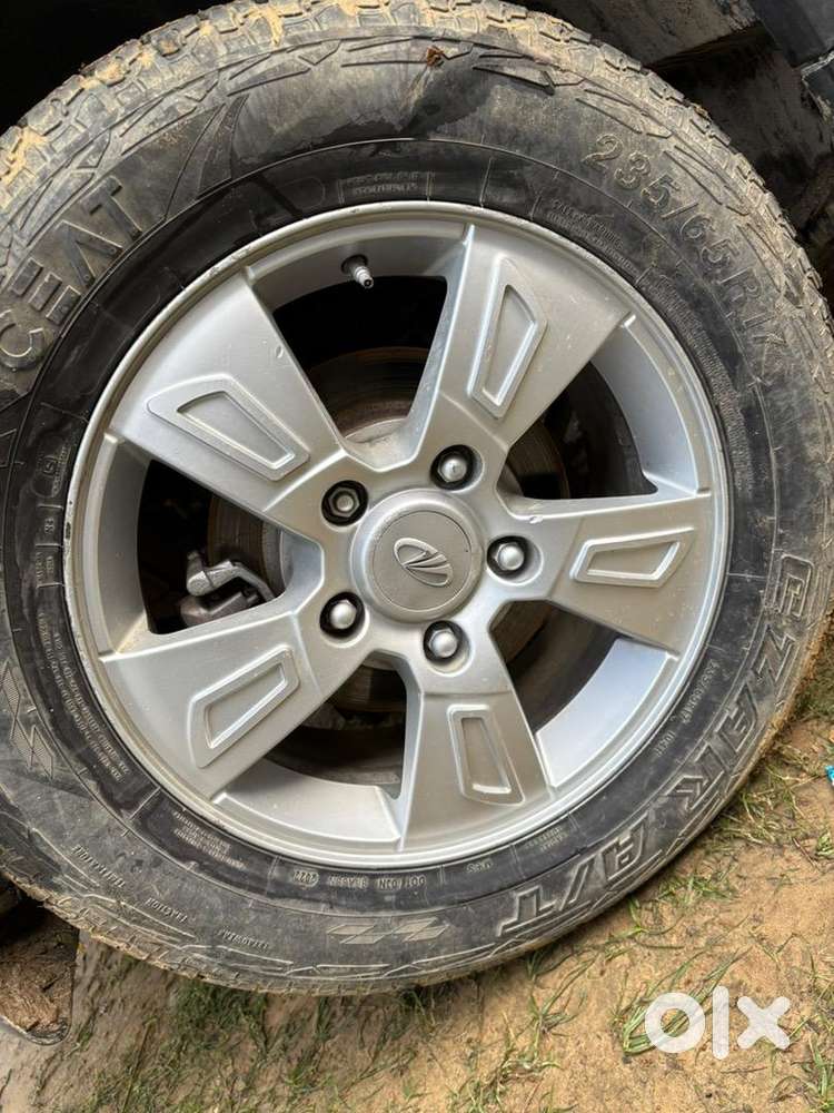 Mahindra Xuv500 2013 Diesel Well Maintained