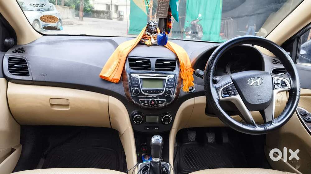 Hyundai Verna, 2012