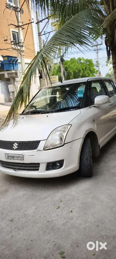 Maruti Suzuki Swift 2010 Petrol 125000 Km Driven