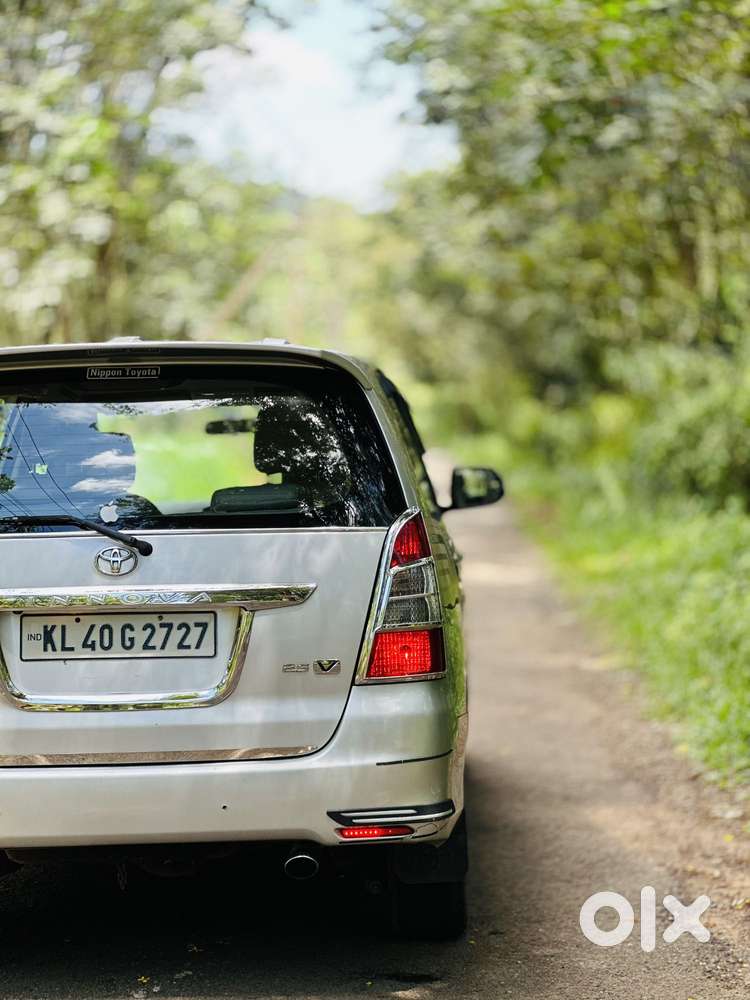 Toyota Innova 2.5 Vx 7 Str Bs-iii, 2012, Diesel