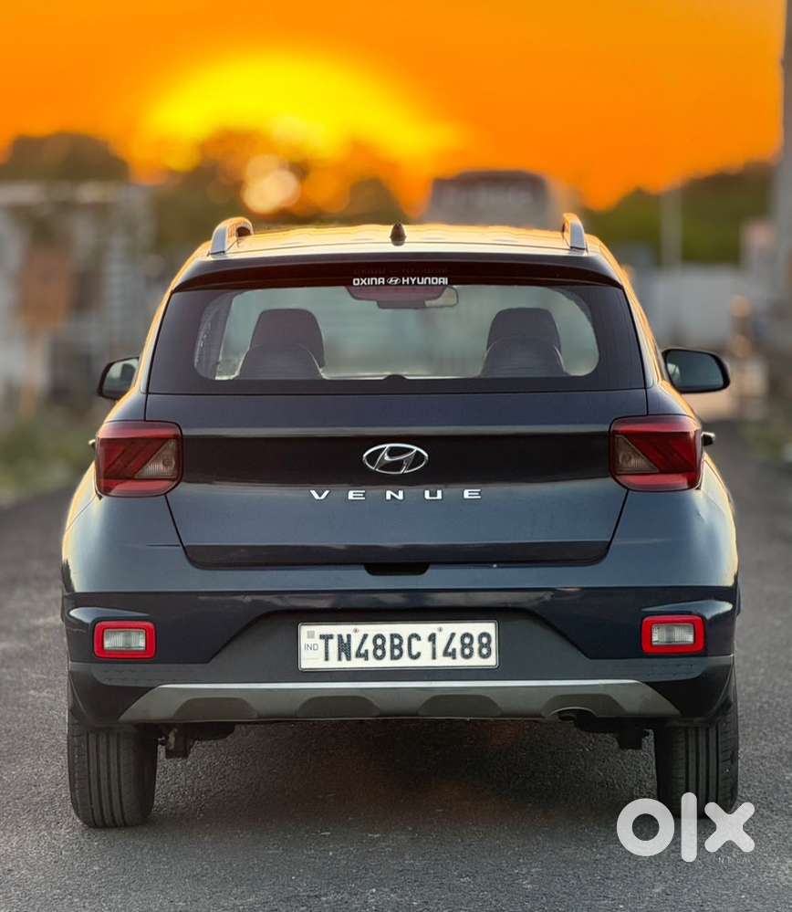 Hyundai Venue, 2021, Petrol