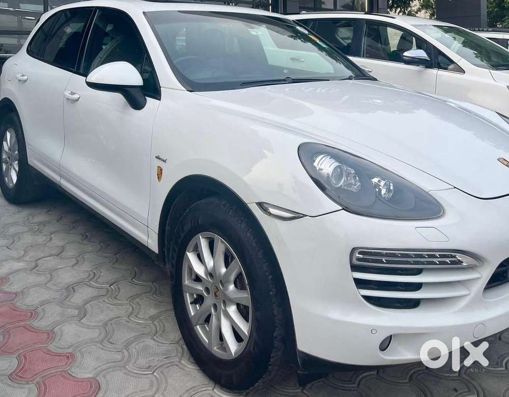 Porsche Cayenne 2013 Diesel Well Maintained