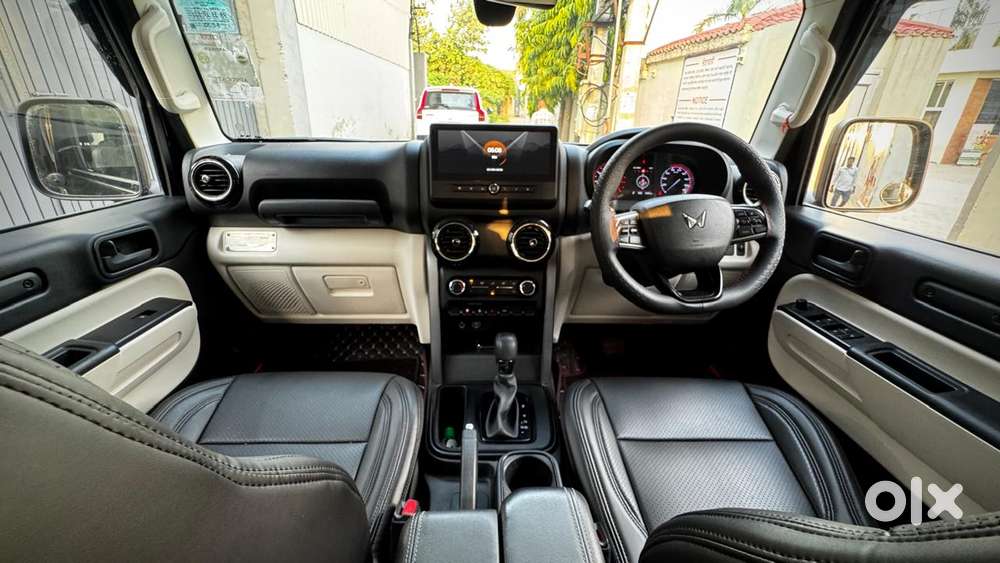 Mahindra Thar Roxx, 2025, Petrol