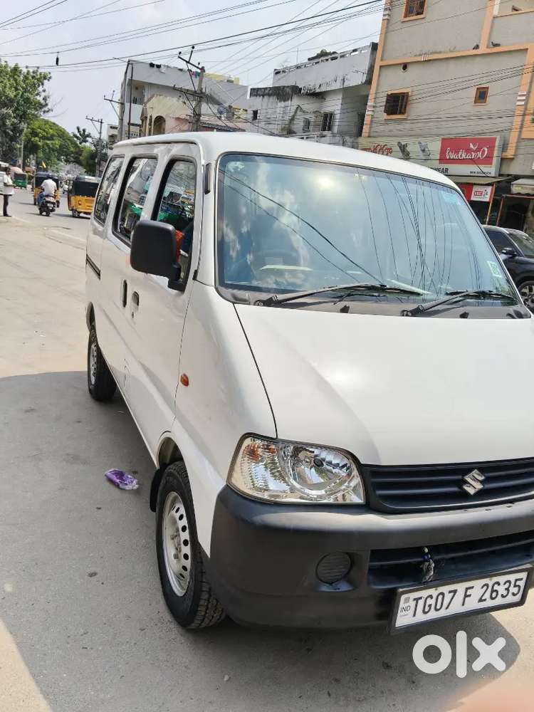 Maruti Eeco 5 Searter,a/c