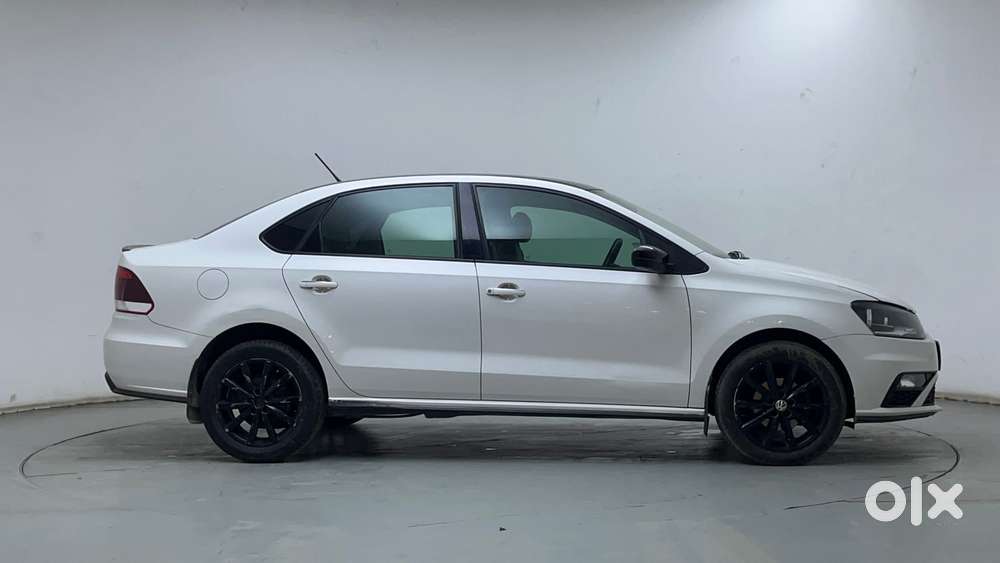 Volkswagen Vento Petrol Highline At, 2022, Petrol