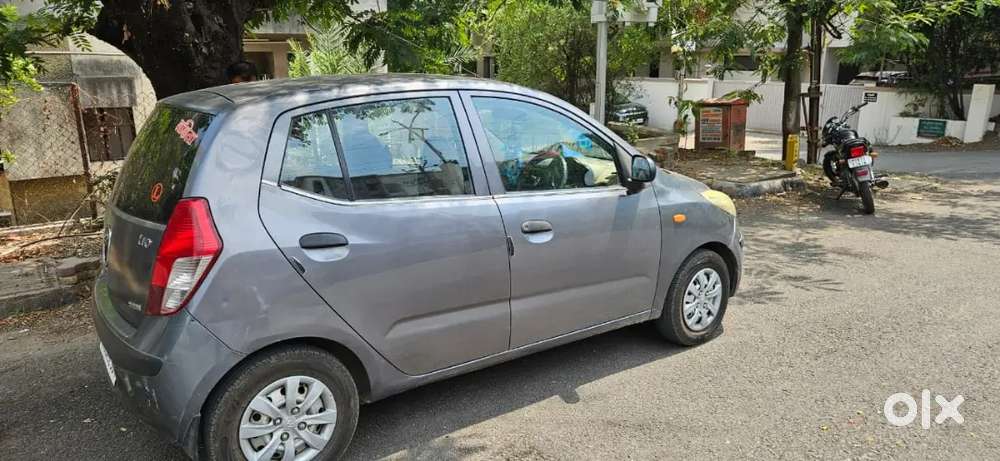 Hyundai I10 Era 
Model:- 2010
Insurance - Vaild
Passing - 2030
Petrol/