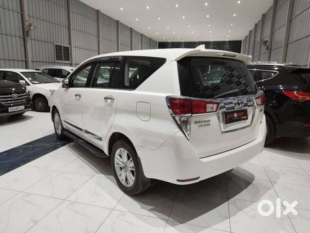 Toyota Innova Crysta 2.8 Zx At, 2017, Diesel