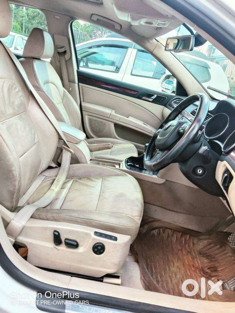Skoda Superb Elegance 1.8 Tsi At, 2011, Petrol