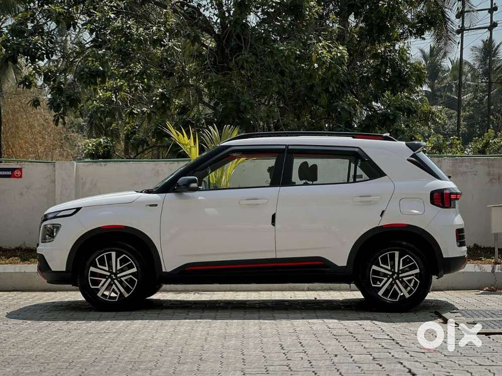 Hyundai Venue N Line 1.0 N8 Turbo Dct, 2024, Petrol